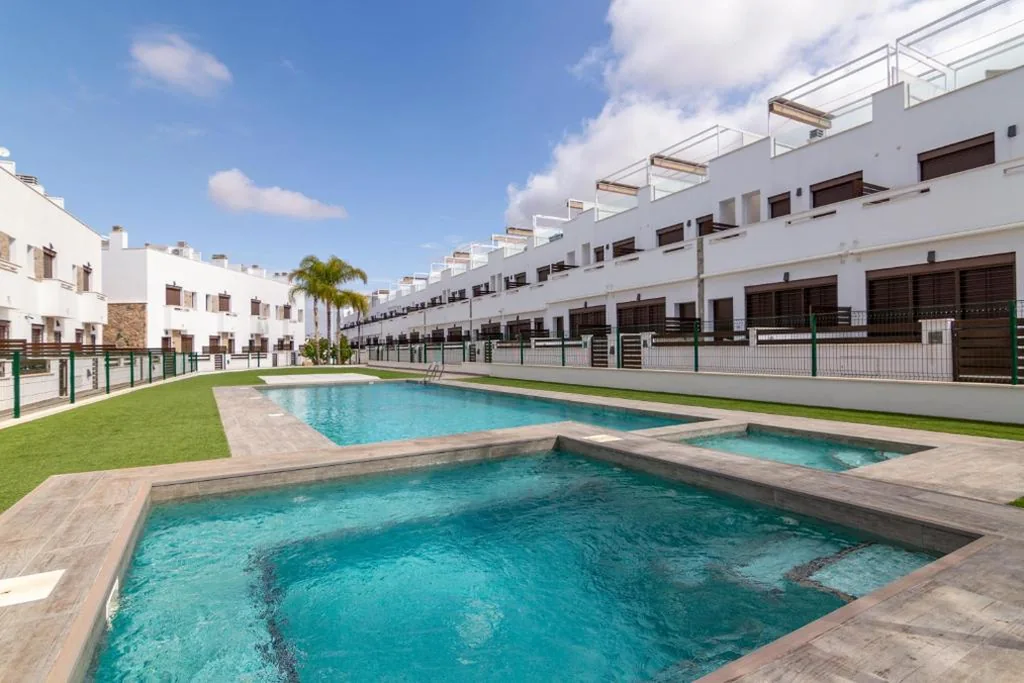 Villa mit 3 Schlafzimmern — Bahia homes torrevieja