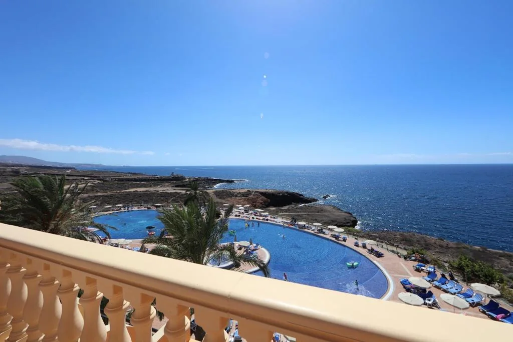 海の眺めを楽しめるダブルルーム — Bahia Principe Explore Costa Adeje - Hyatt Inclusive Collection