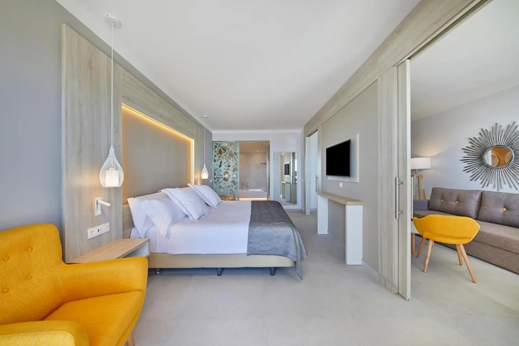 Suite Familiar — Bahia Principe Explore Fantasia - Hyatt Inclusive Collection