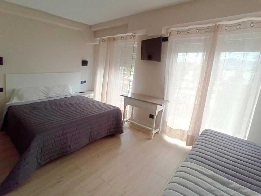 四人间 — Bahia Rooms Cantabria 3000