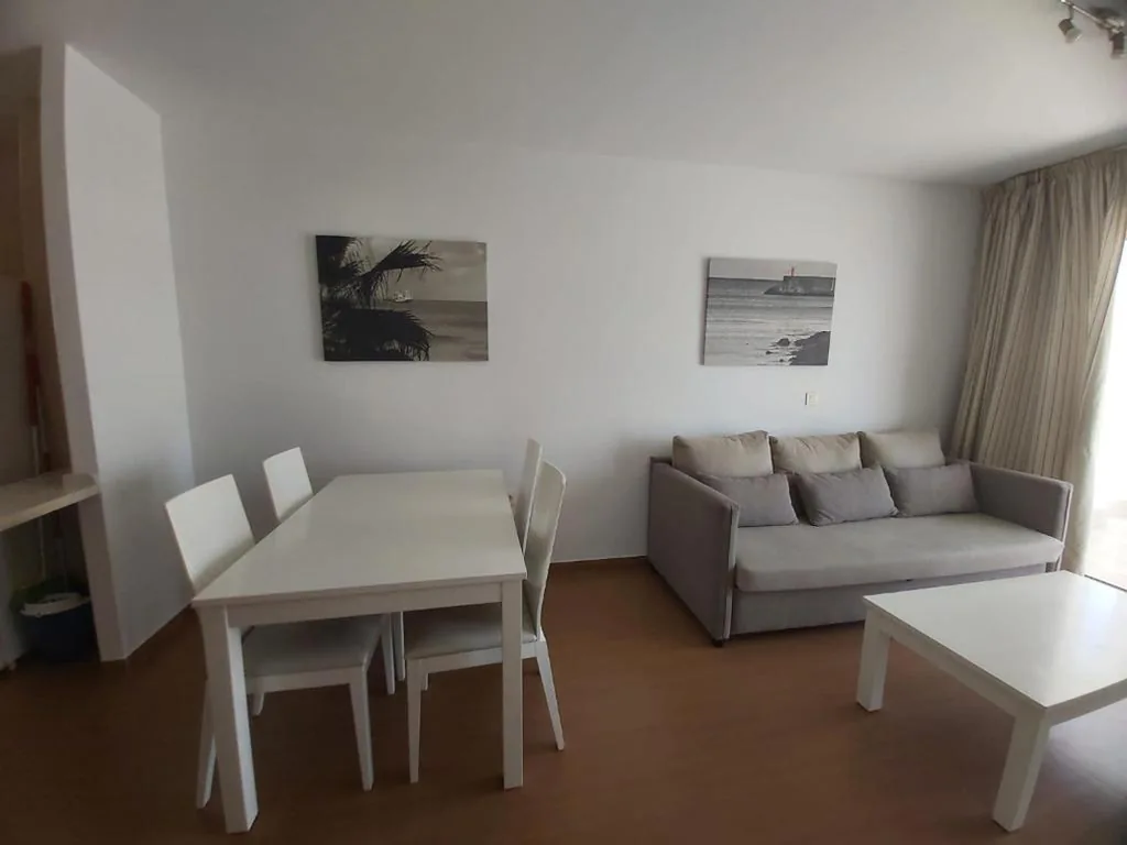 Appartamento con 2 camere da letto e vista laterale sul mare — Bahía Serena