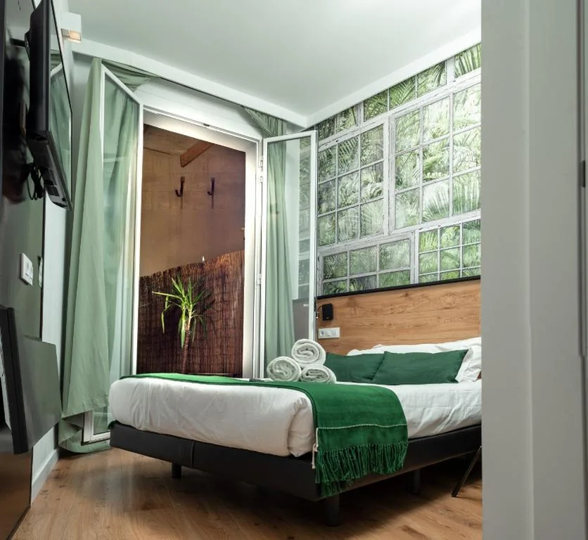 Habitación Doble Pequeña — Bailén Green House