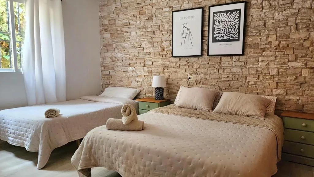 Bakit House - Casa rural con piscina