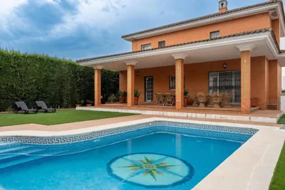 Baledy Apartments- Villa Candelaria Luxury Sevilla — foto 4