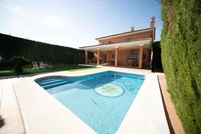 Baledy Apartments- Villa Candelaria Luxury Sevilla — foto 10
