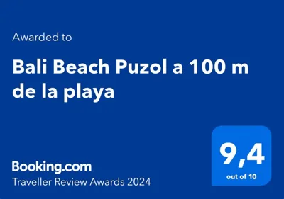 Bali Beach Puzol playa cerca de Sagunto y Valencia Maratón y Moto GP — Foto 9