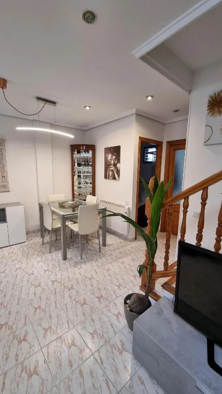 Haus mit 3 Schlafzimmern — Bali Beach Puzol playa cerca de Sagunto y Valencia Maratón y Moto GP
