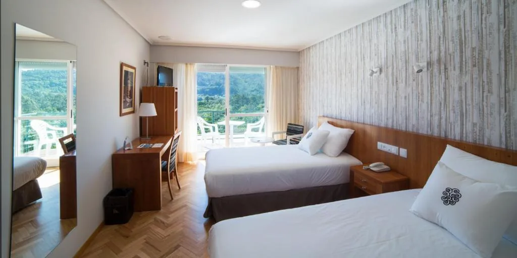 BALNEARIO ARNOIA Hotel Balneario
