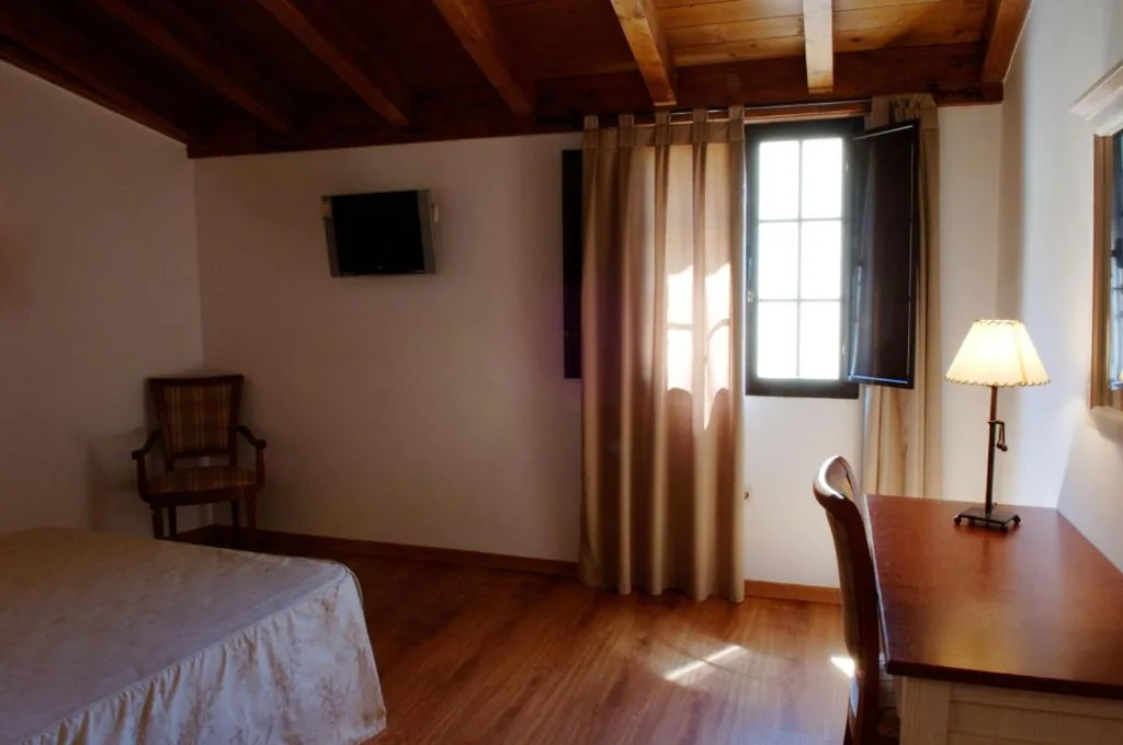Habitación Doble Estándar con acceso al Spa — Balneario Cervantes