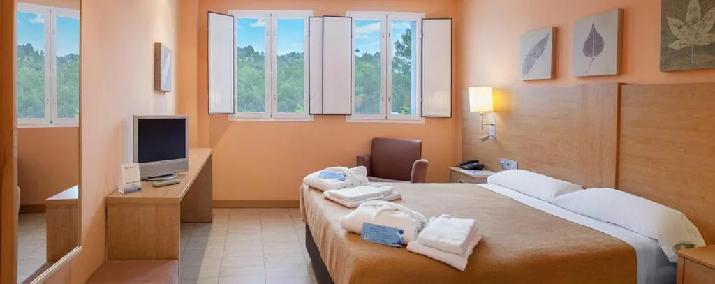 Habitación Doble - 2 camas — Balneario de Cofrentes