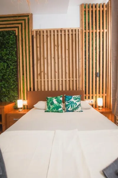 Banana Beach Patacona Rooms — photo 10