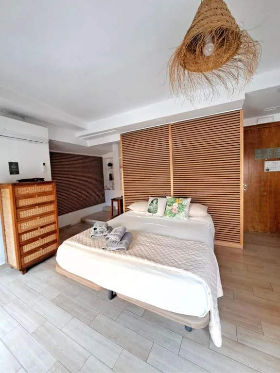 Double Room — Banana Beach Patacona Rooms