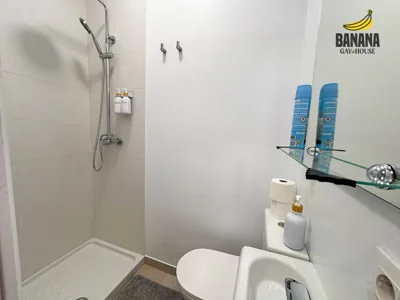 Banana Gay House - Only Men — 照片 5