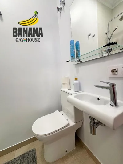 Banana Gay House - Only Men — 照片 7