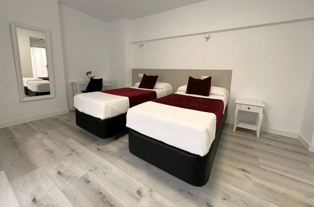 Camera doppia con 2 letti — Barakaldo Rooms