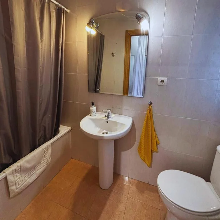 Habitación Individual — Barbieri Granada Pensión