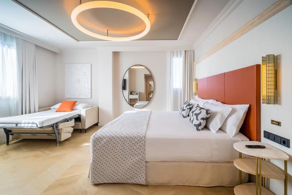 Driepersoonskamer (2 volwassenen + 1 kind) — Barceló Carmen Granada