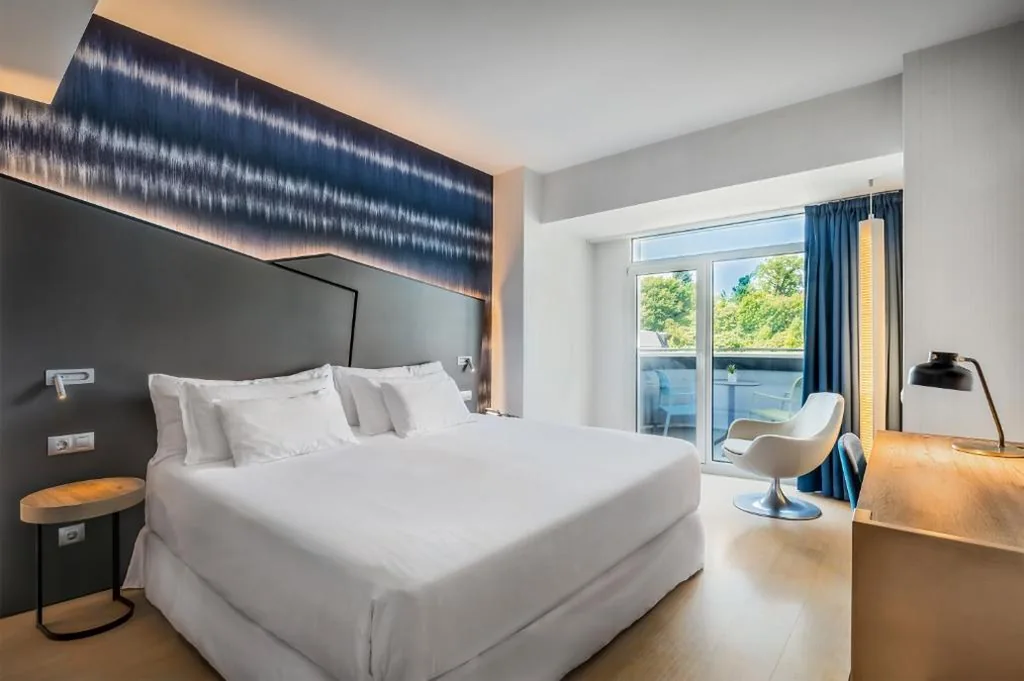 2 Connecting Double Rooms — Barceló Costa Vasca