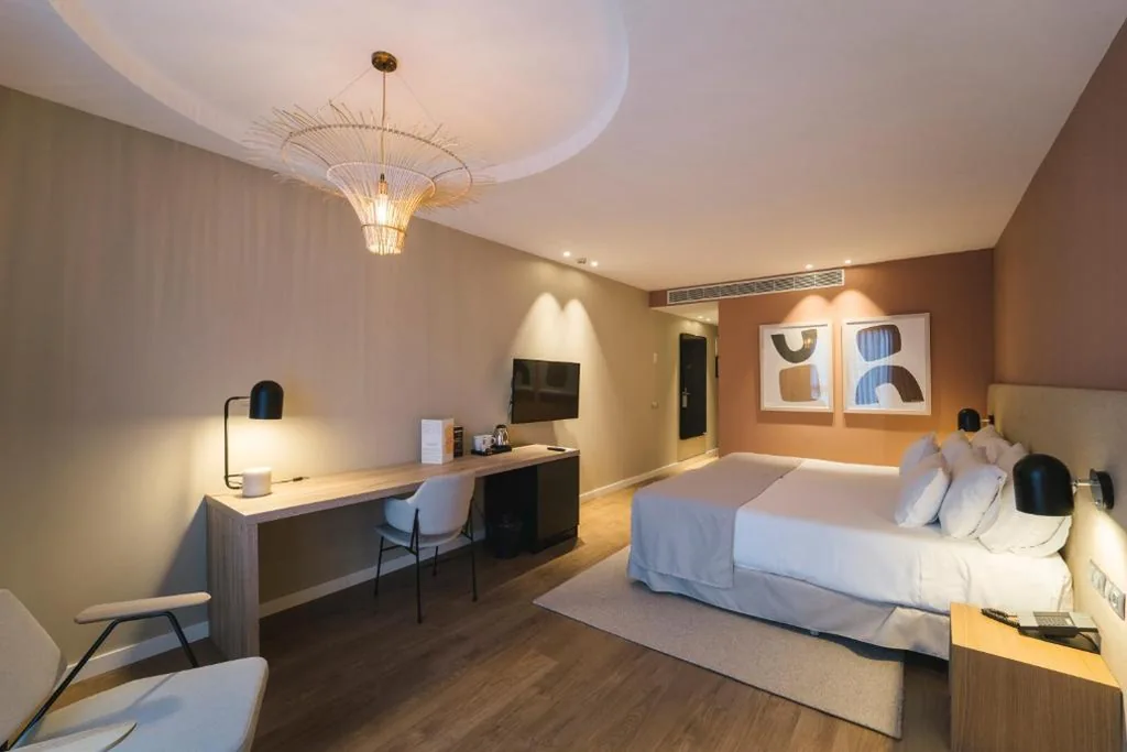 スーペリアシングルルーム — Barceló Oviedo Cervantes