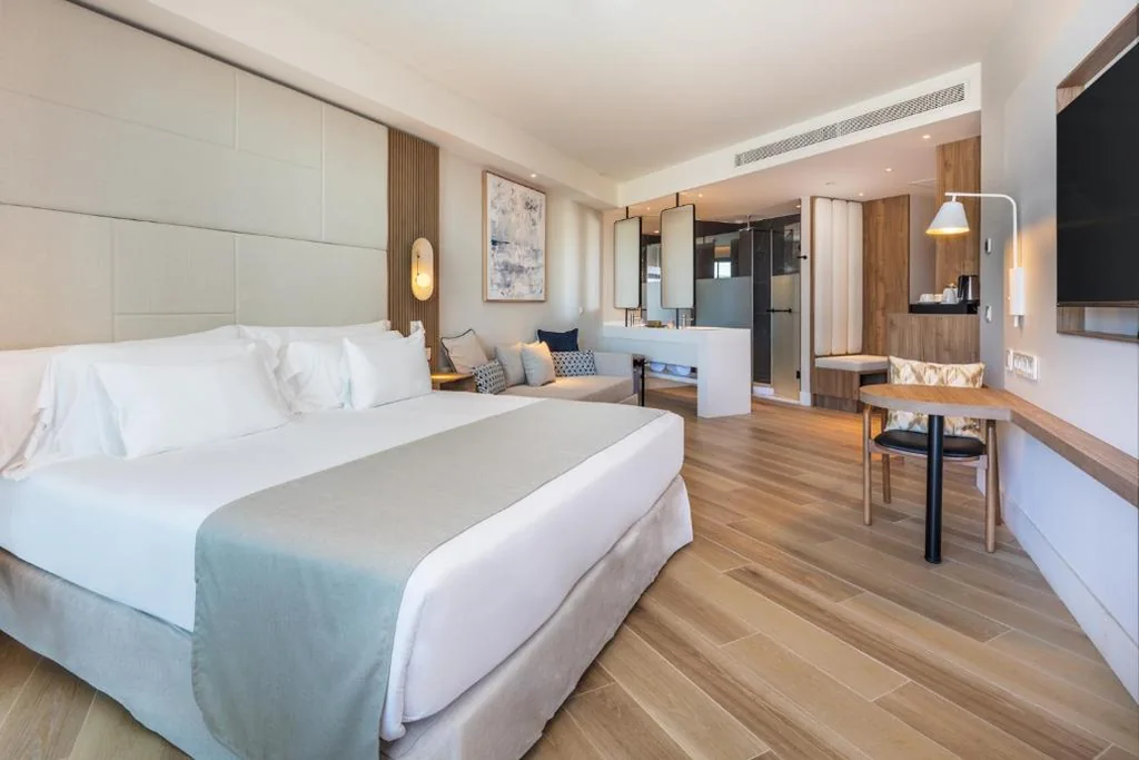 Camera Deluxe — Barceló Playa Blanca Royal Level - Adults Only