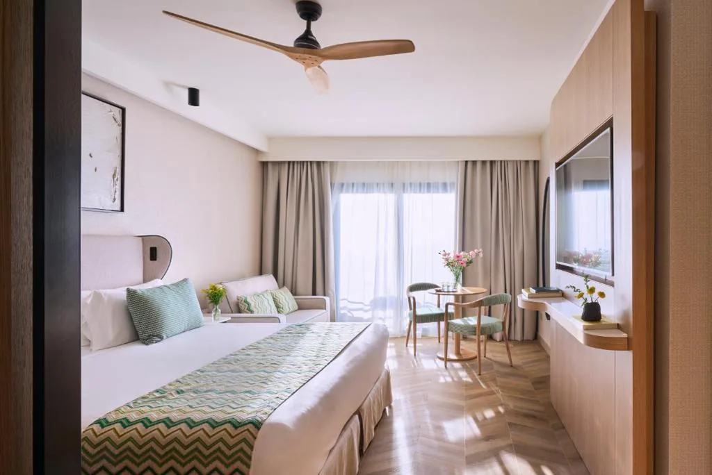 Superior tweepersoonskamer met 2 bedden en uitzicht op zee (2 volwassenen + 1 kind) — Barceló Punta Umbría Mar