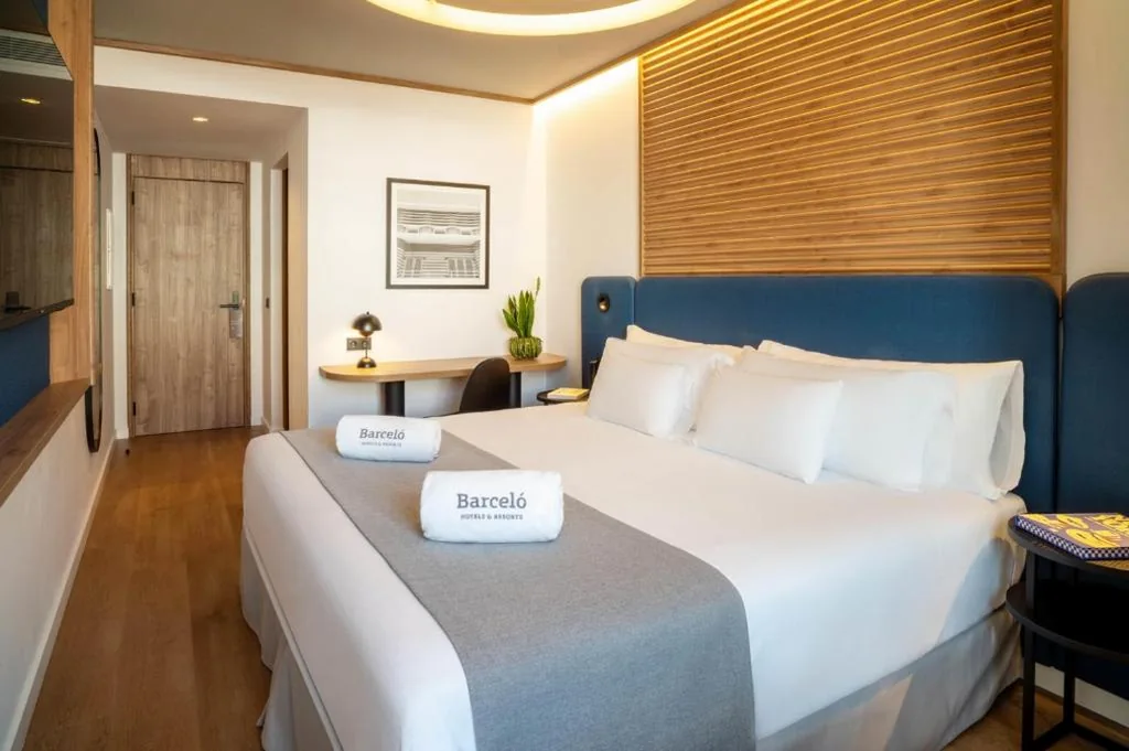 Quarto Duplo Superior - 1 ou 2 camas — Barceló Santa Cruz Contemporáneo