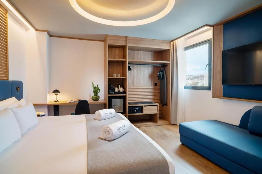 Quarto Familiar (2 adultos e 2 crianças) — Barceló Santa Cruz Contemporáneo