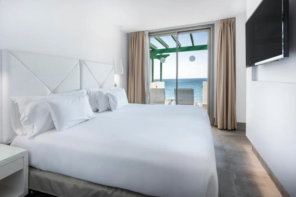 Suite Junior con vistas al mar — Barceló Teguise Beach - Adults Only