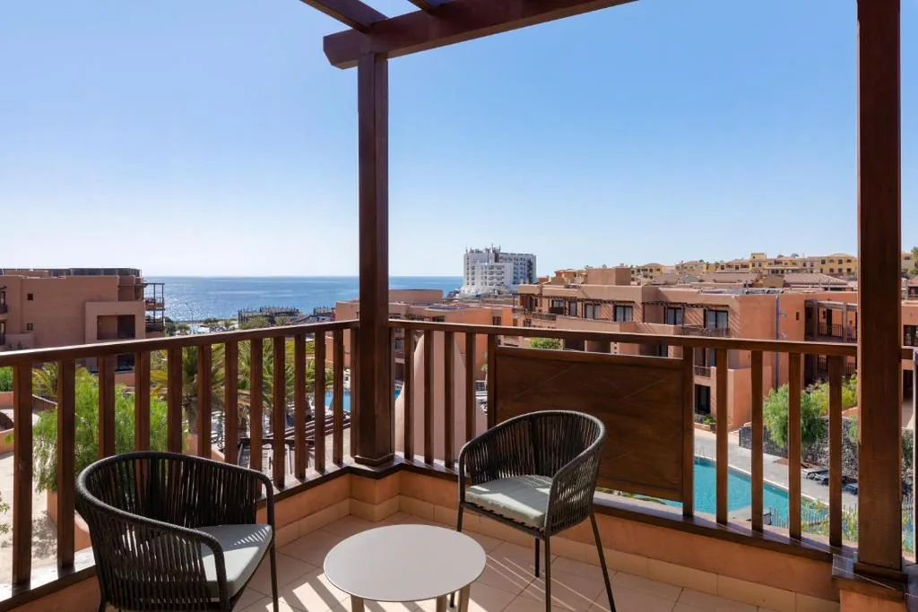 Camera doppia con vista laterale sul mare — Barceló Tenerife