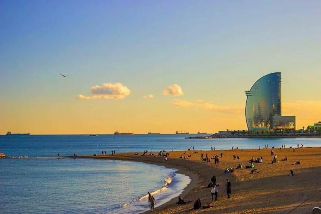 ベッドルーム4室の貸別荘 — Barcelona Beach Home
