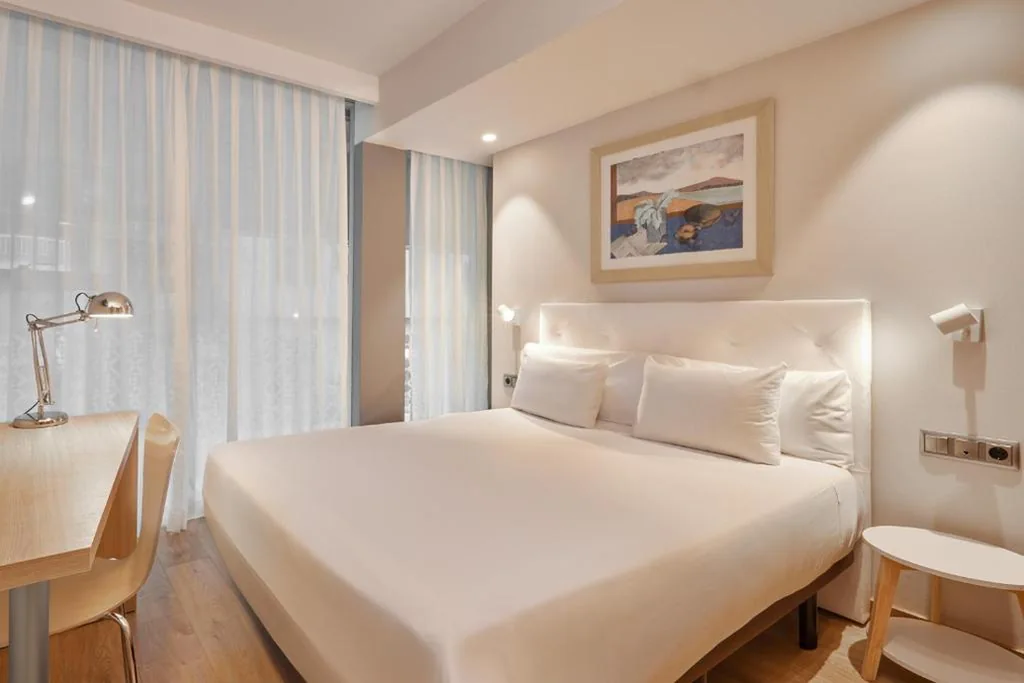 Doppelzimmer — Barcelona Century Hotel