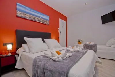 Barcelona City Centre Hostal — Foto 12