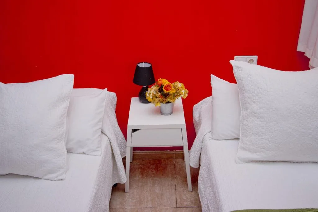 Tweepersoonskamer met uitzicht op de stad - 1 of 2 bedden — Barcelona City North Hostal