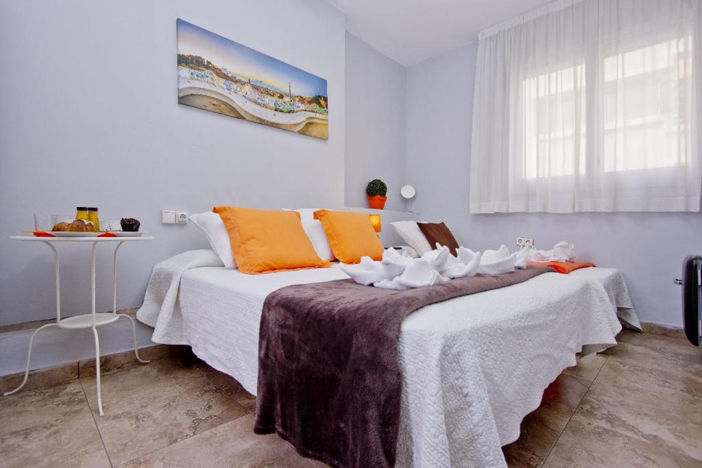 Barcelona City Seven Hostal