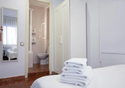 Barcelona City Street Hostal — Foto 3