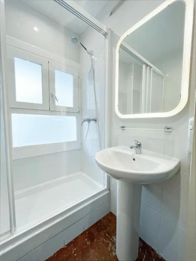 Barcelona City Street Hostal — Foto 10