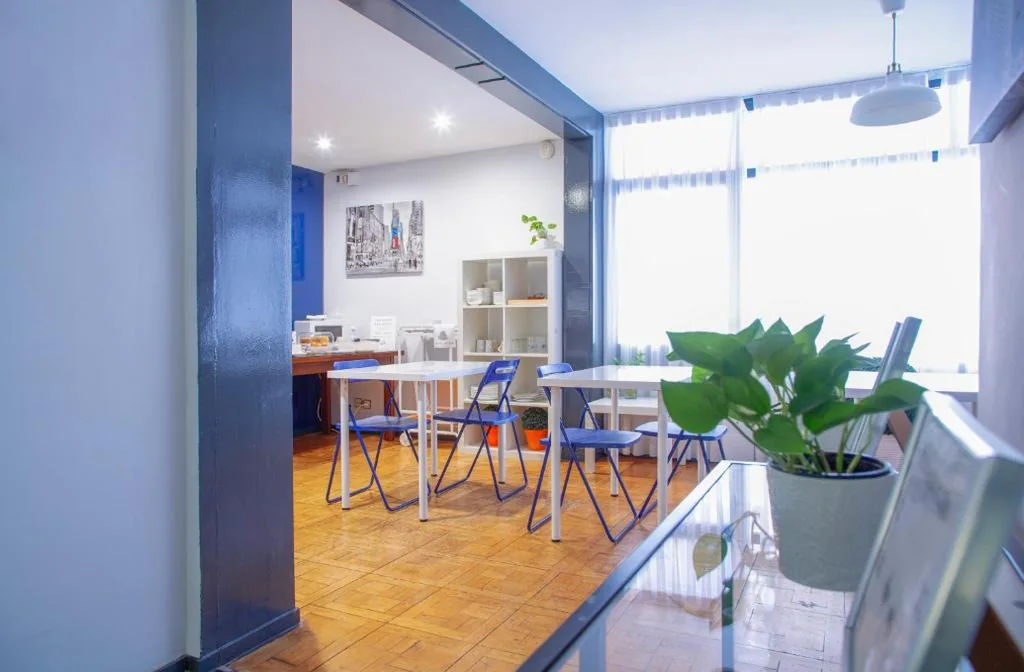 Einzelzimmer mit externem eigenem Bad — Barcelona City Street Hostal