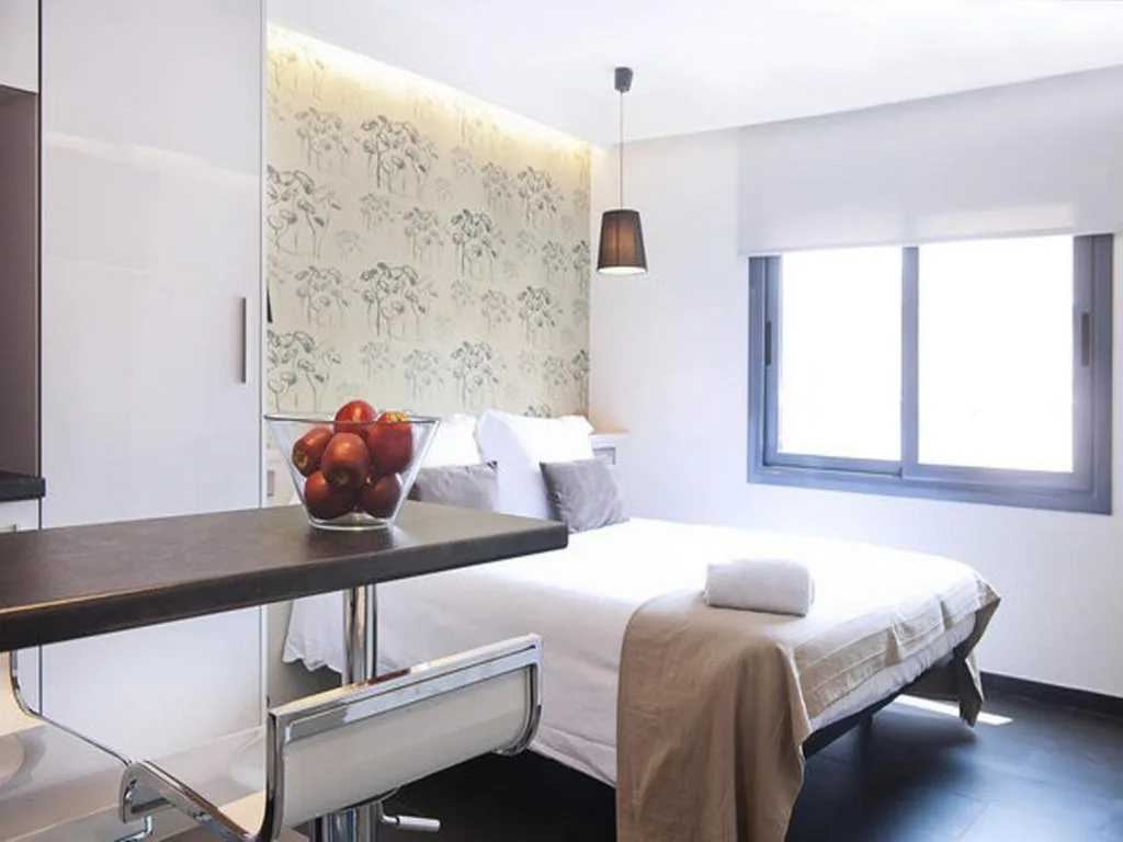 Deluxe Double Room — Barcelona Fifteen central Aparthotel