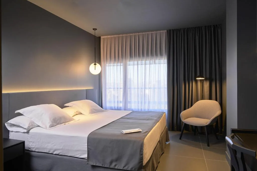 Tweepersoonskamer - 1 of 2 bedden — Barcelona Princess