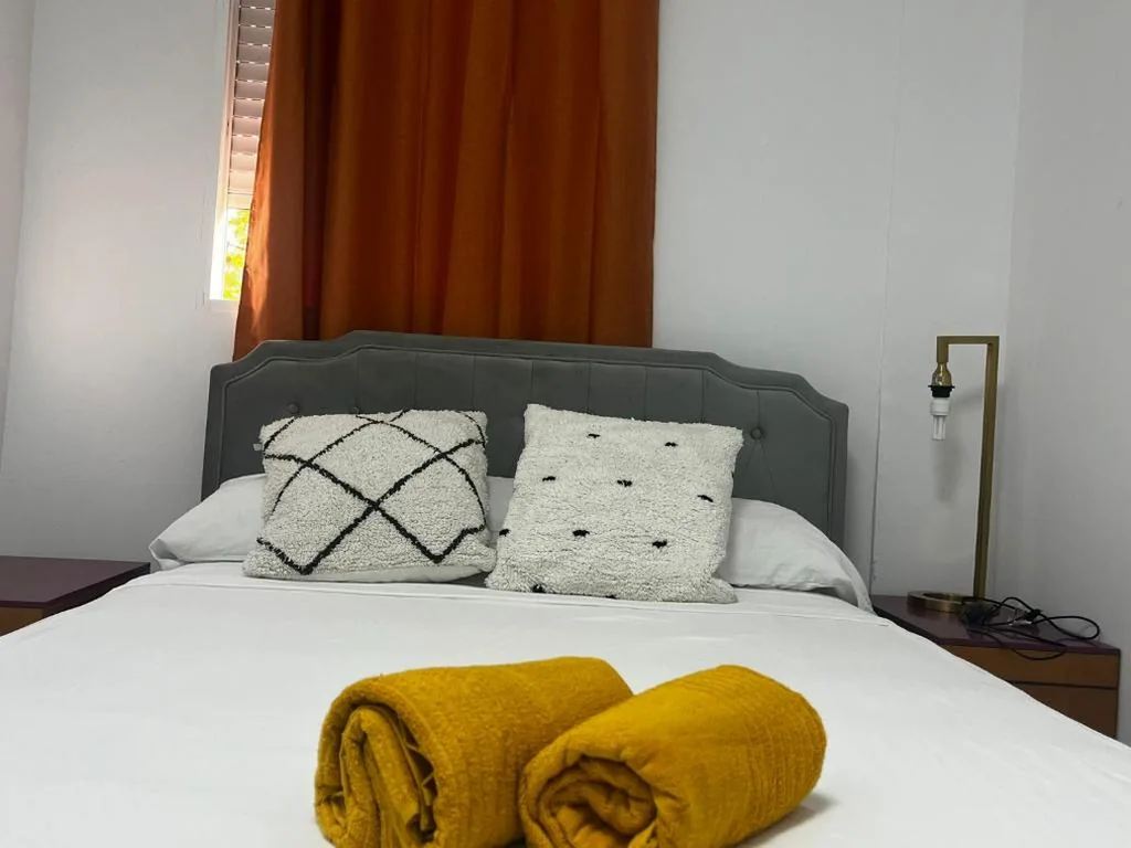 Doppelzimmer mit Gemeinschaftsbad — Barco