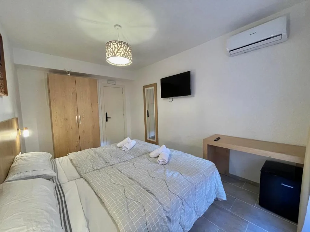 Barocco Rooms Hostel
