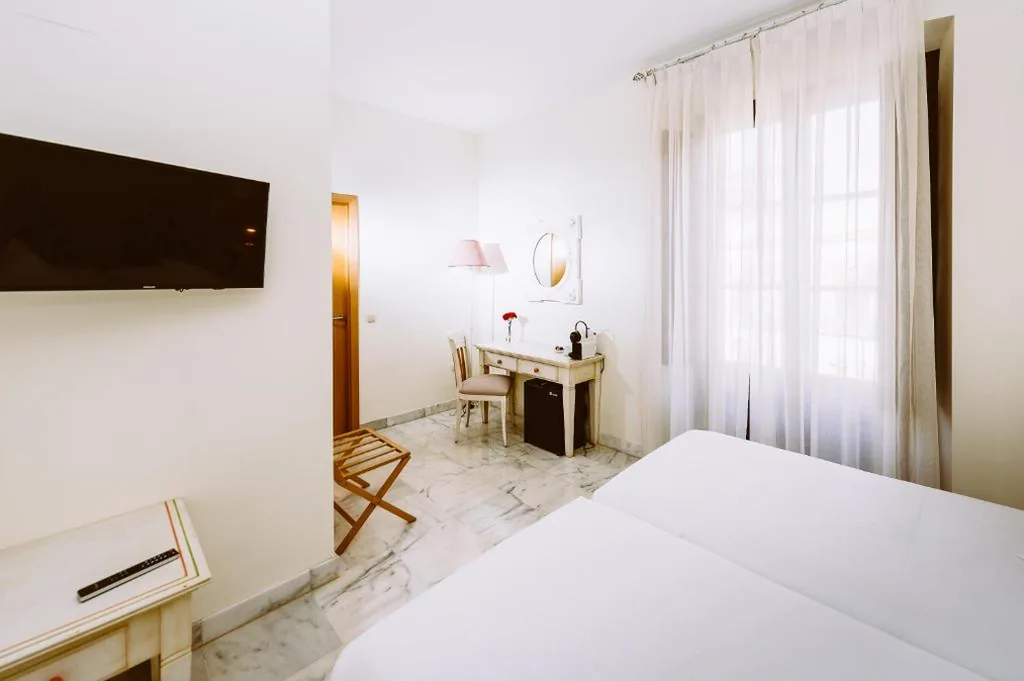 Habitación Doble Superior — Basic Hotel Doña Manuela