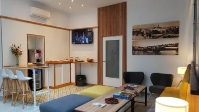 Basic Hotel Sevilla Catedral — Foto 5