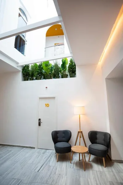 Basic Hotel Sevilla Catedral — Foto 6