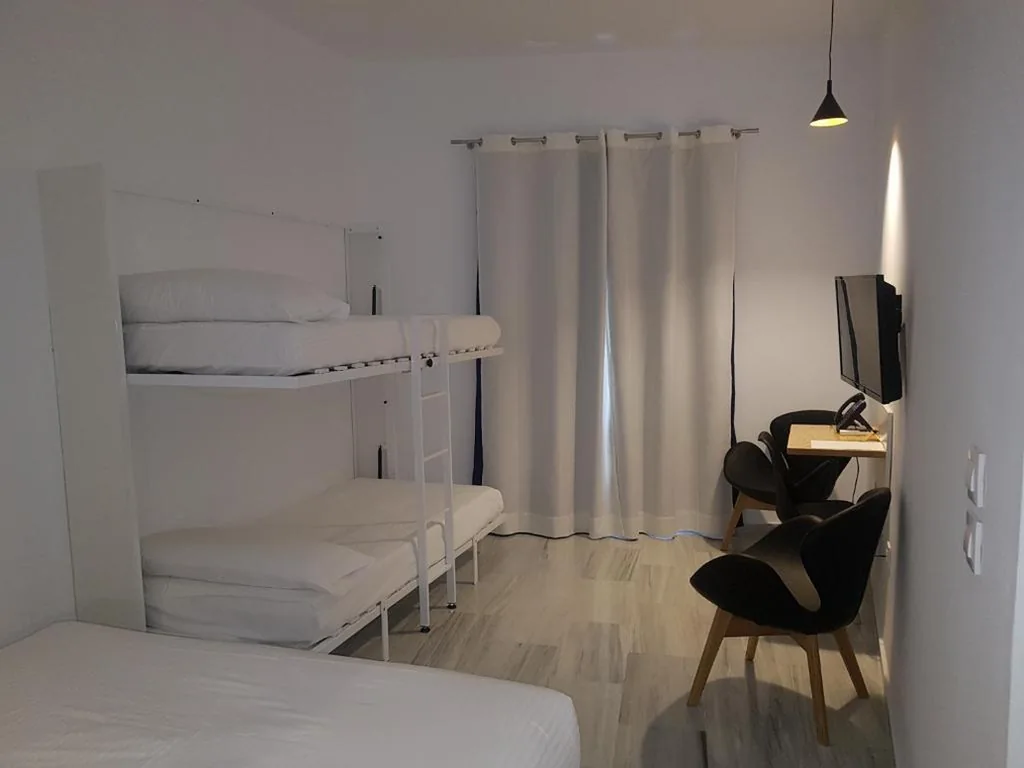 Familienzimmer — Basic Hotel Sevilla Catedral