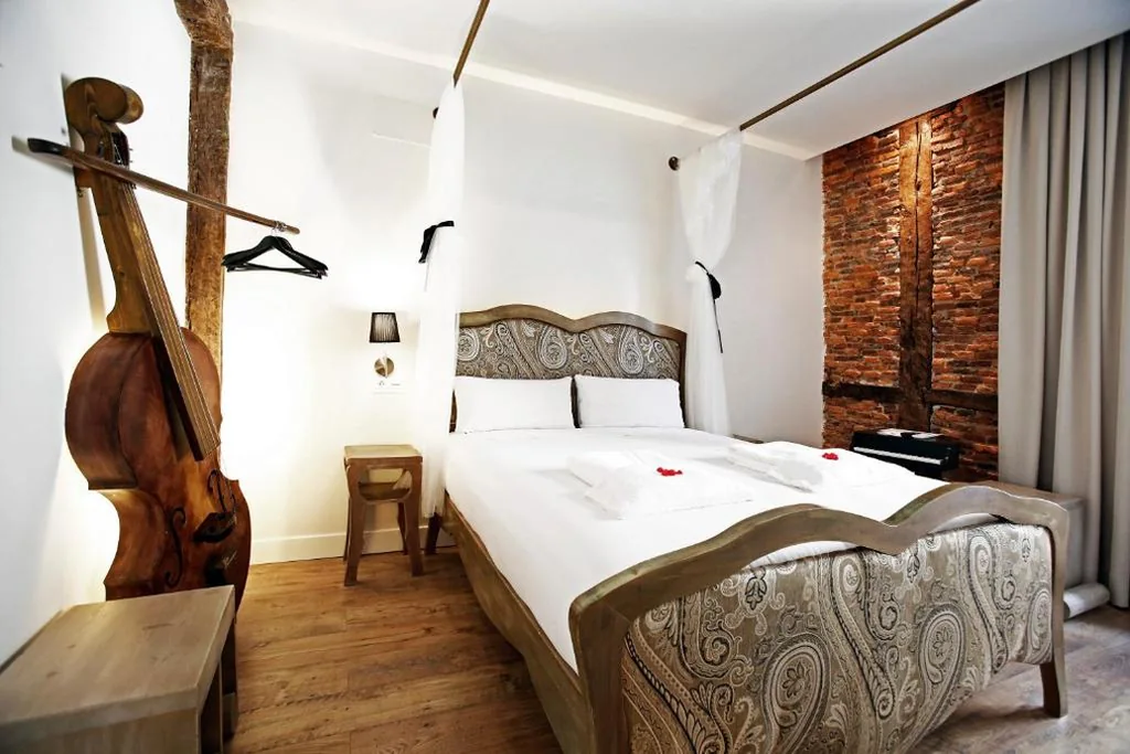Habitación Doble Exclusive — Basque Boutique by gaiarooms