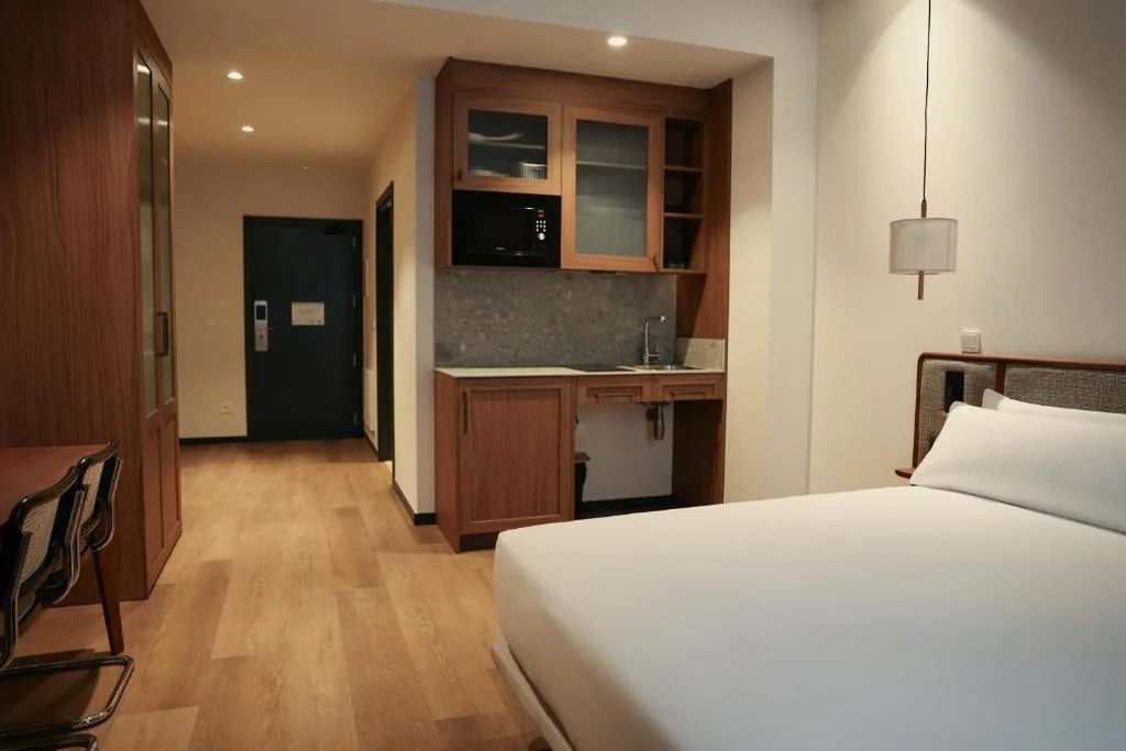 Studio – barrierefrei für Personen mit eingeschränkter Mobilität — Batimont Suites & Apartments