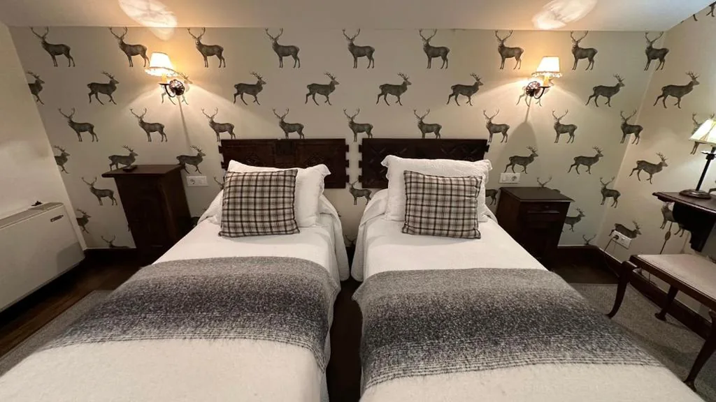Komfort-Doppelzimmer mit 2 Betten — Batzarki