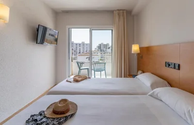 Bay Hotel — foto 2