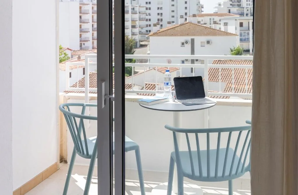 Camera doppia - 1 o 2 letti — Bay Hotel
